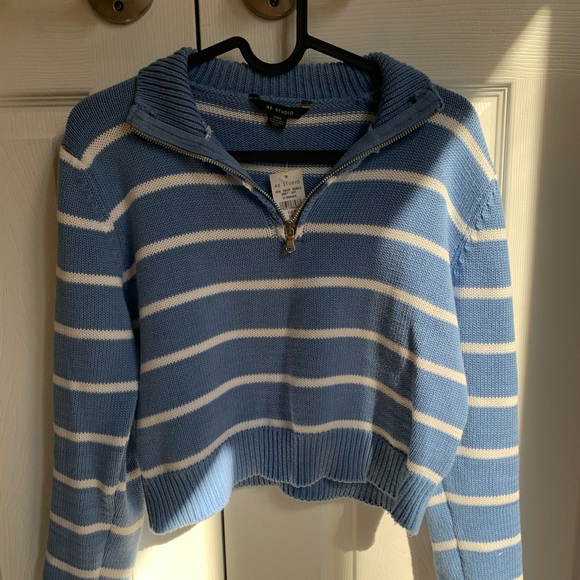 NEW WITH TAGS QUARTER ZIP - Picture 1 of 5